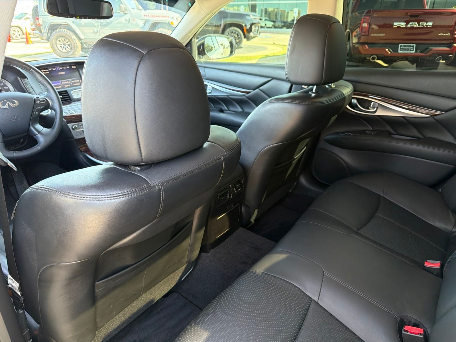 2019 INFINITI Q70 3.7 LUXE
