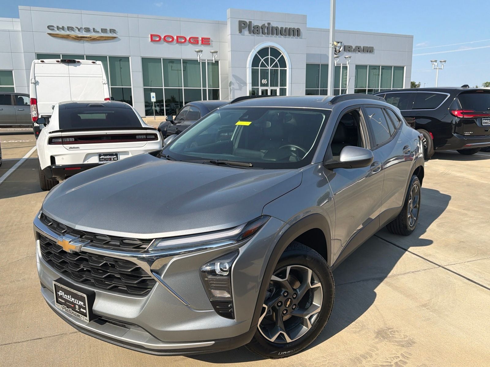 2024 Chevrolet Trax FWD LT