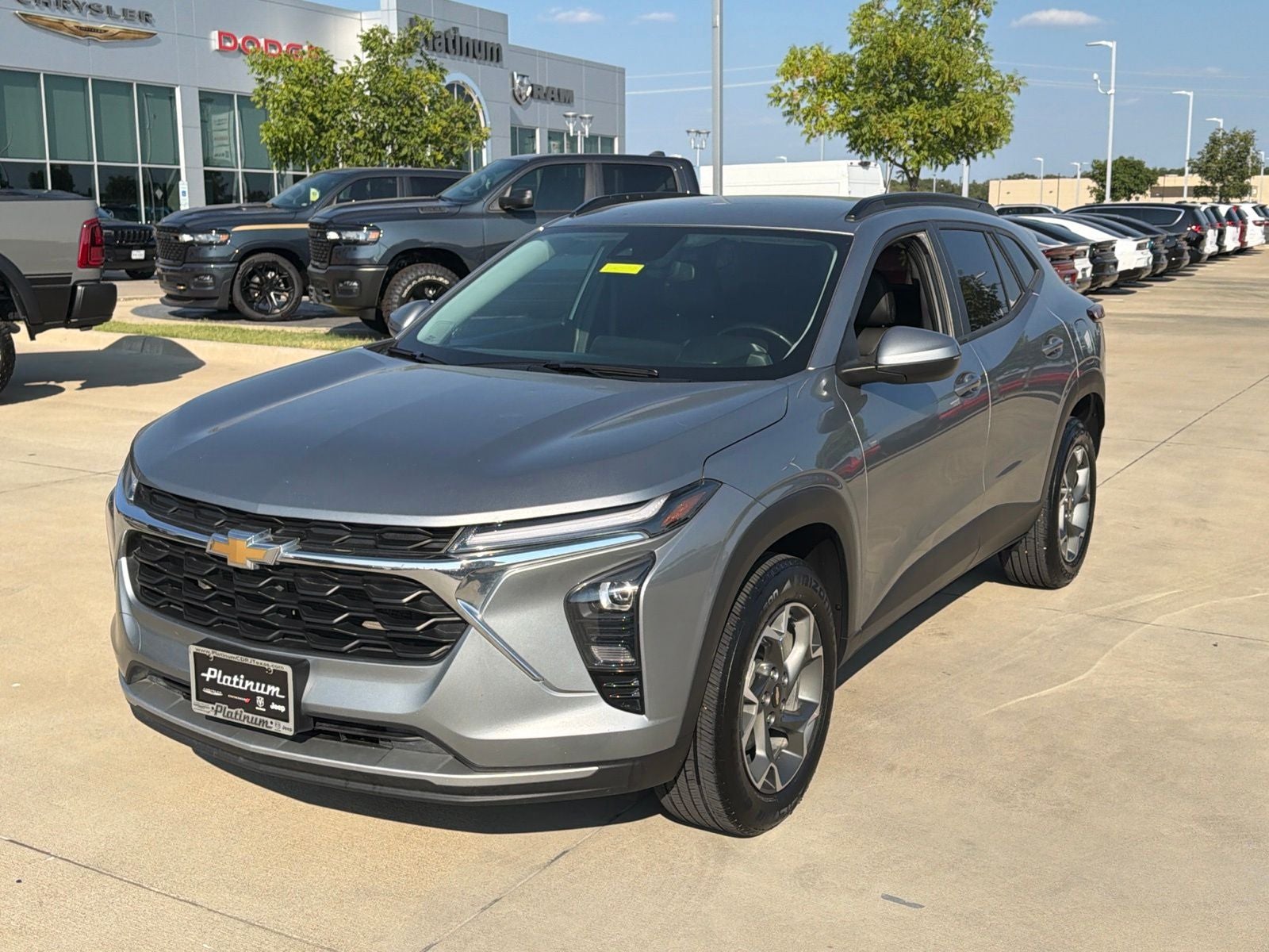 2024 Chevrolet Trax FWD LT
