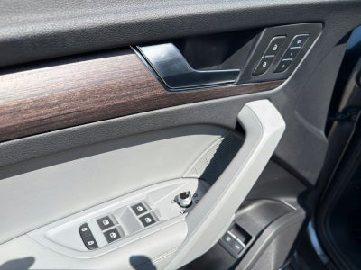 2025 Audi Q5 Premium Plus 55 TFSI e S line quattro S tronic