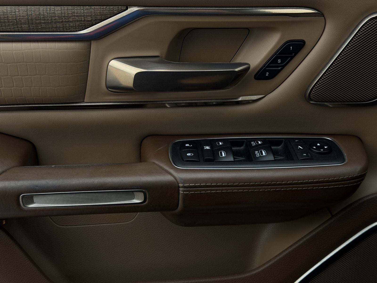 2019 RAM 1500 Laramie Longhorn