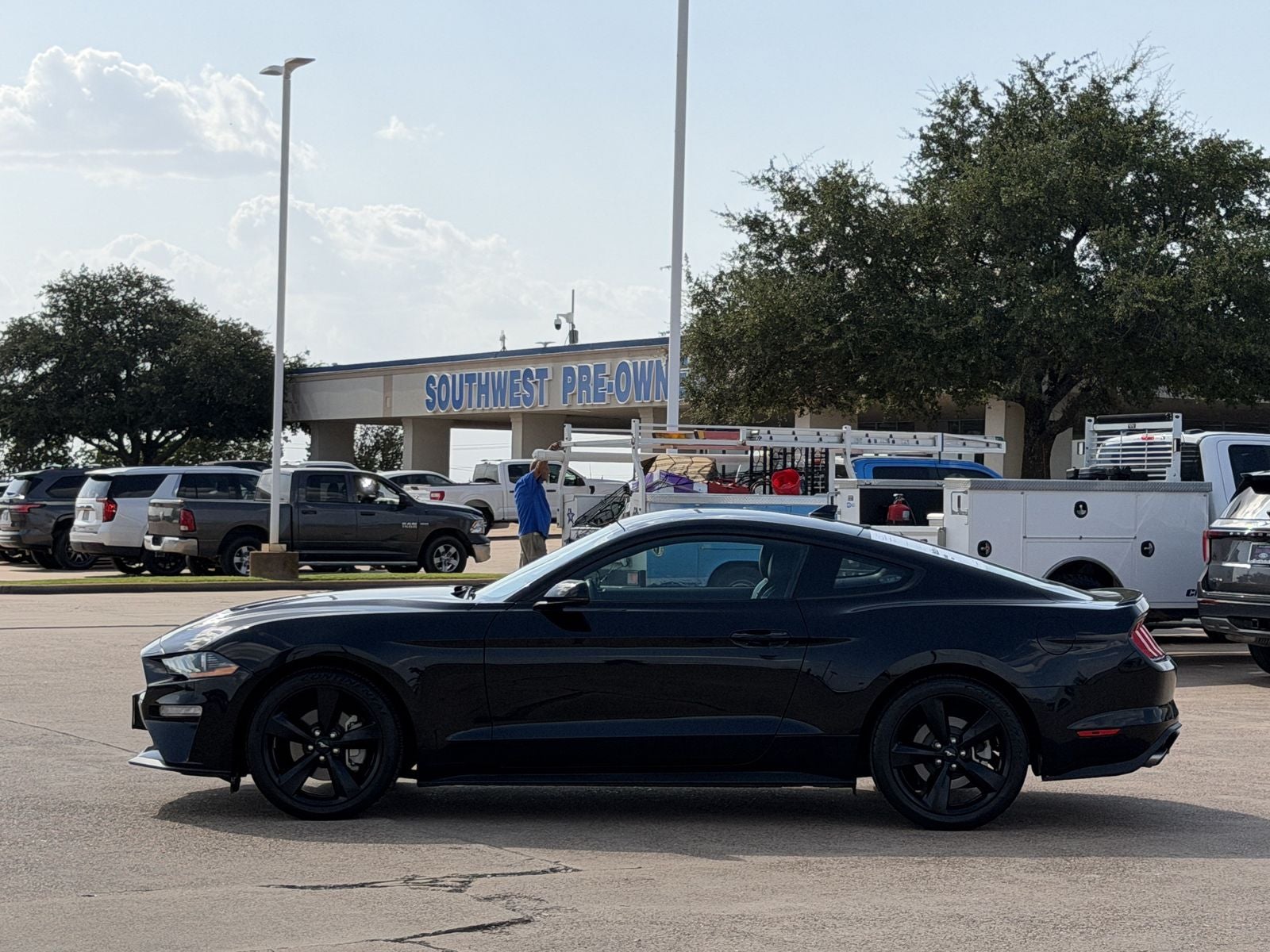 2022 Ford Mustang EcoBoost Premium