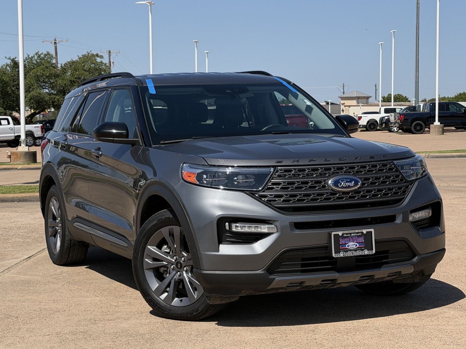 2024 Ford Explorer XLT