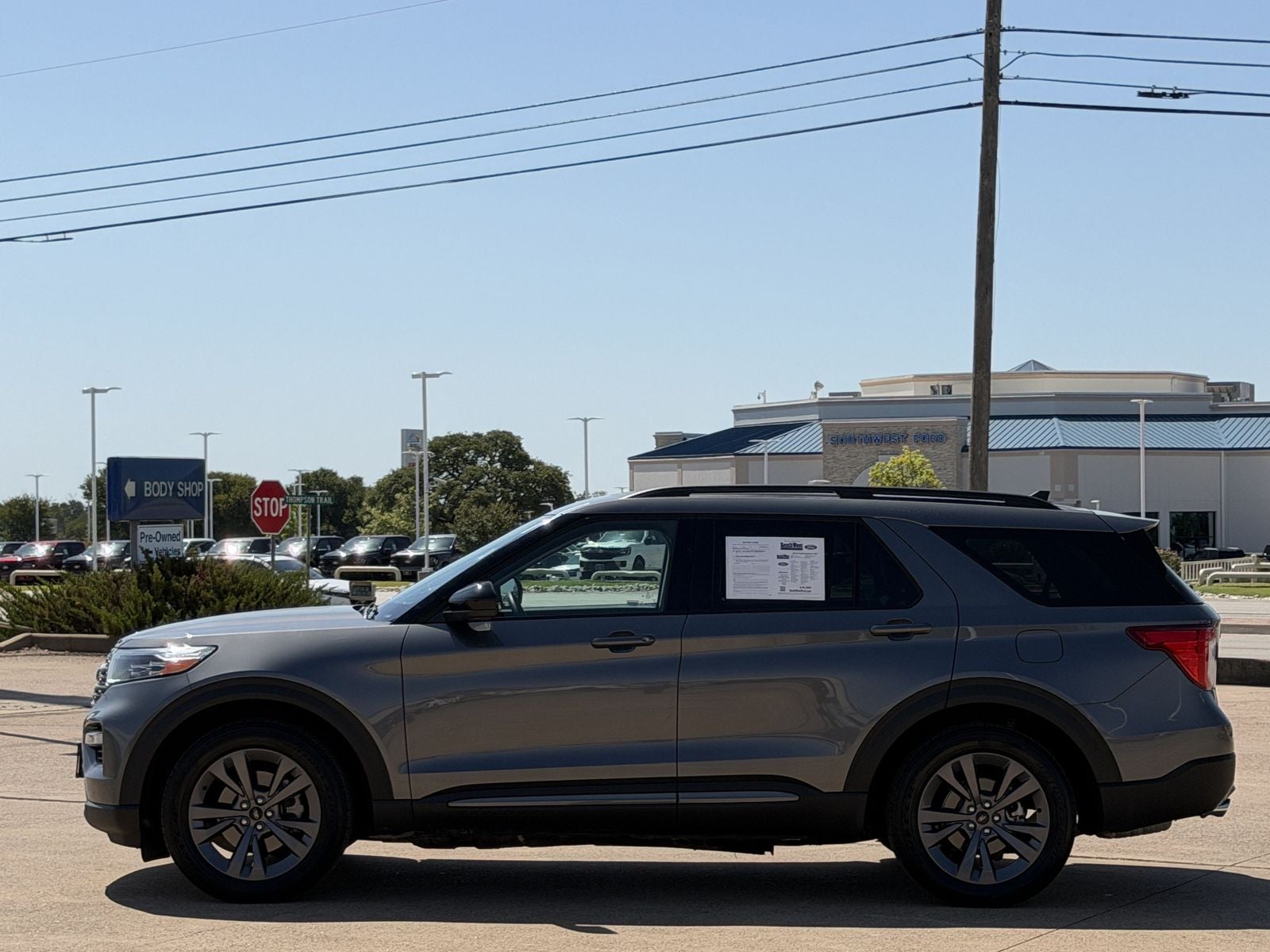2024 Ford Explorer XLT
