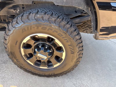 2025 Ford F-250SD F-250® Lariat®