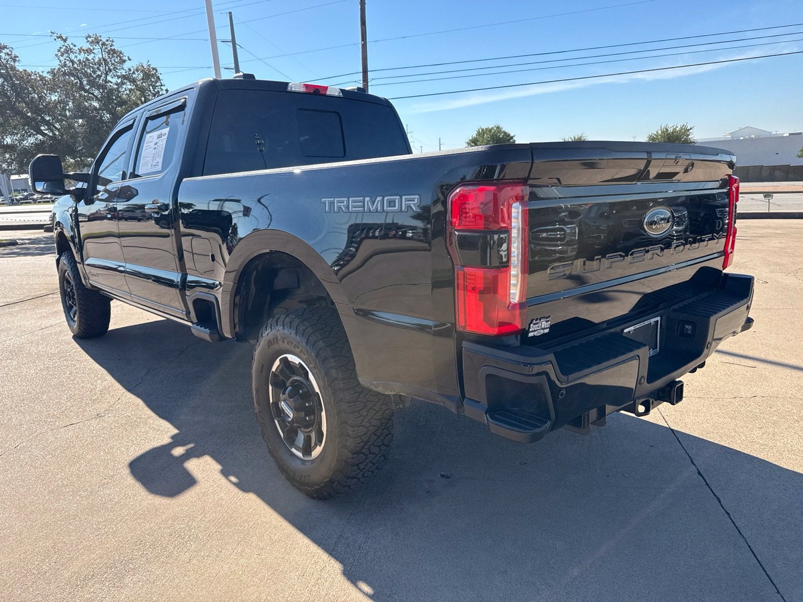 2025 Ford F-250SD F-250® Lariat®