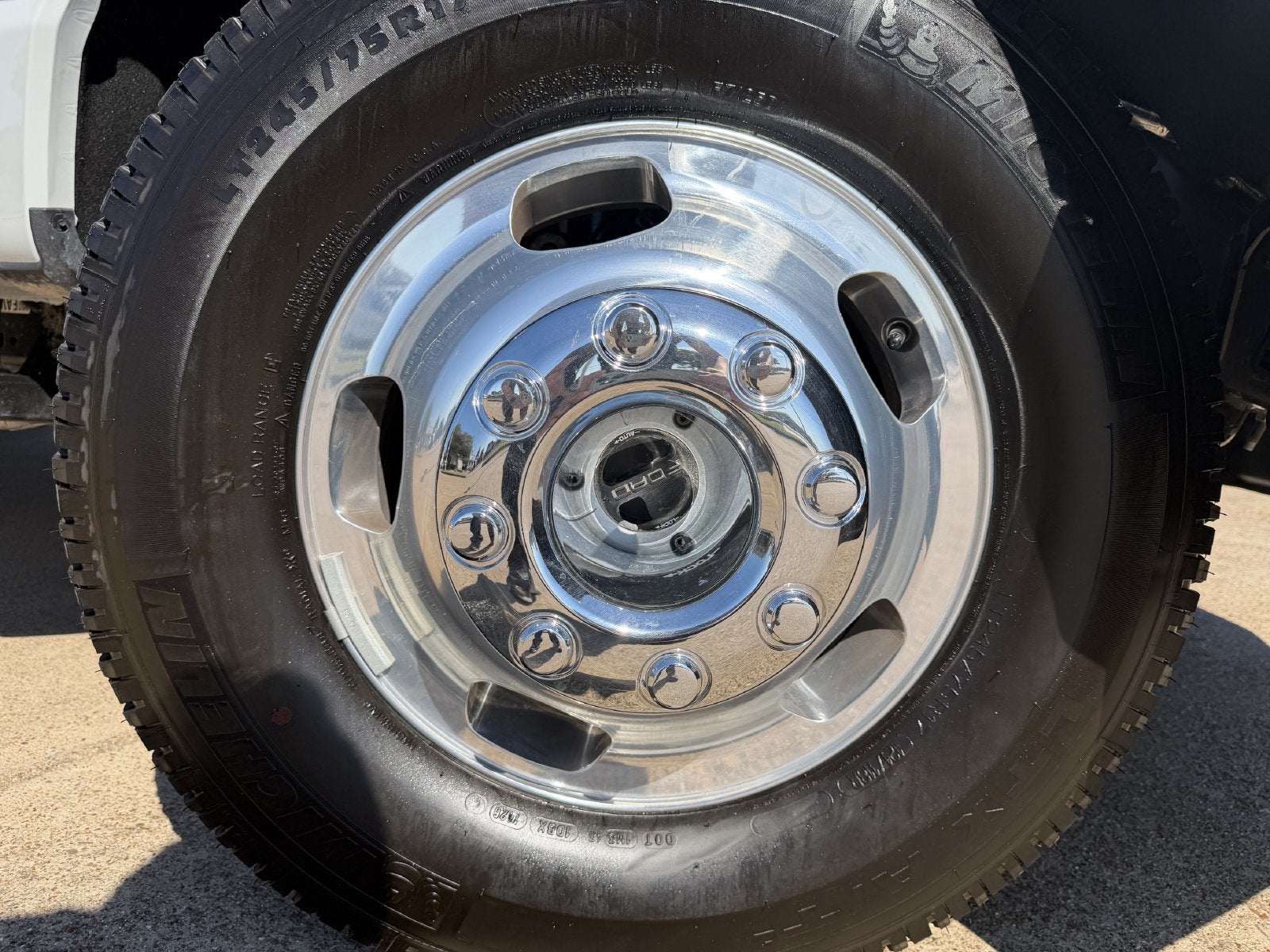 2026 Ford F-350SD Lariat DRW