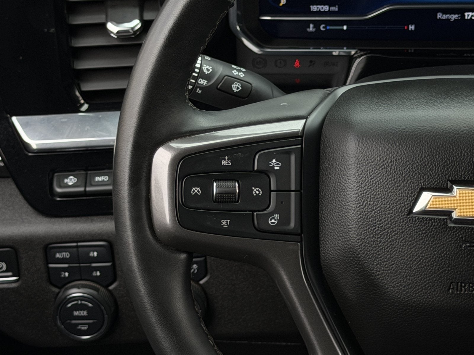 2025 Chevrolet Silverado 3500HD High Country
