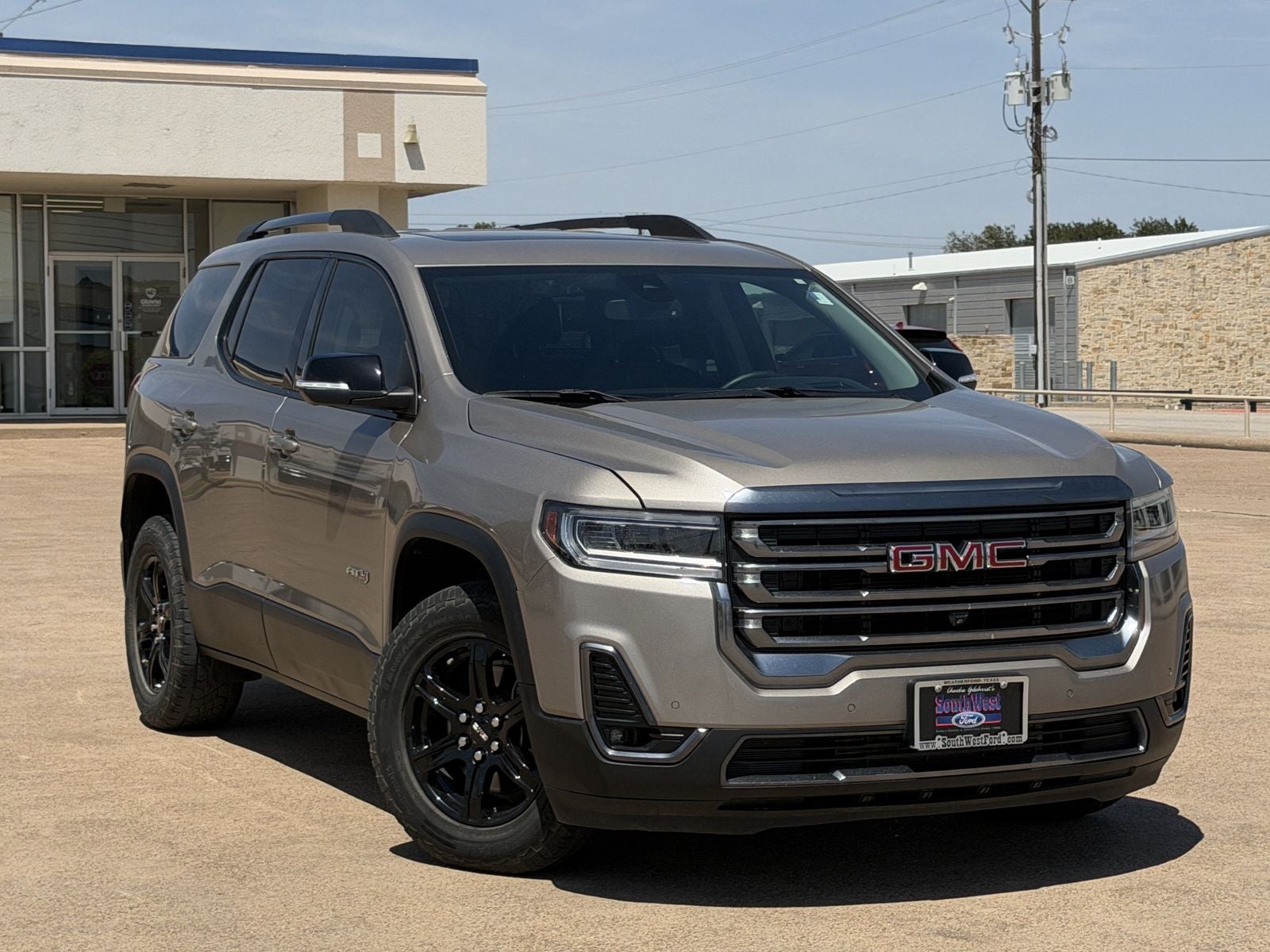 2023 GMC Acadia AT4