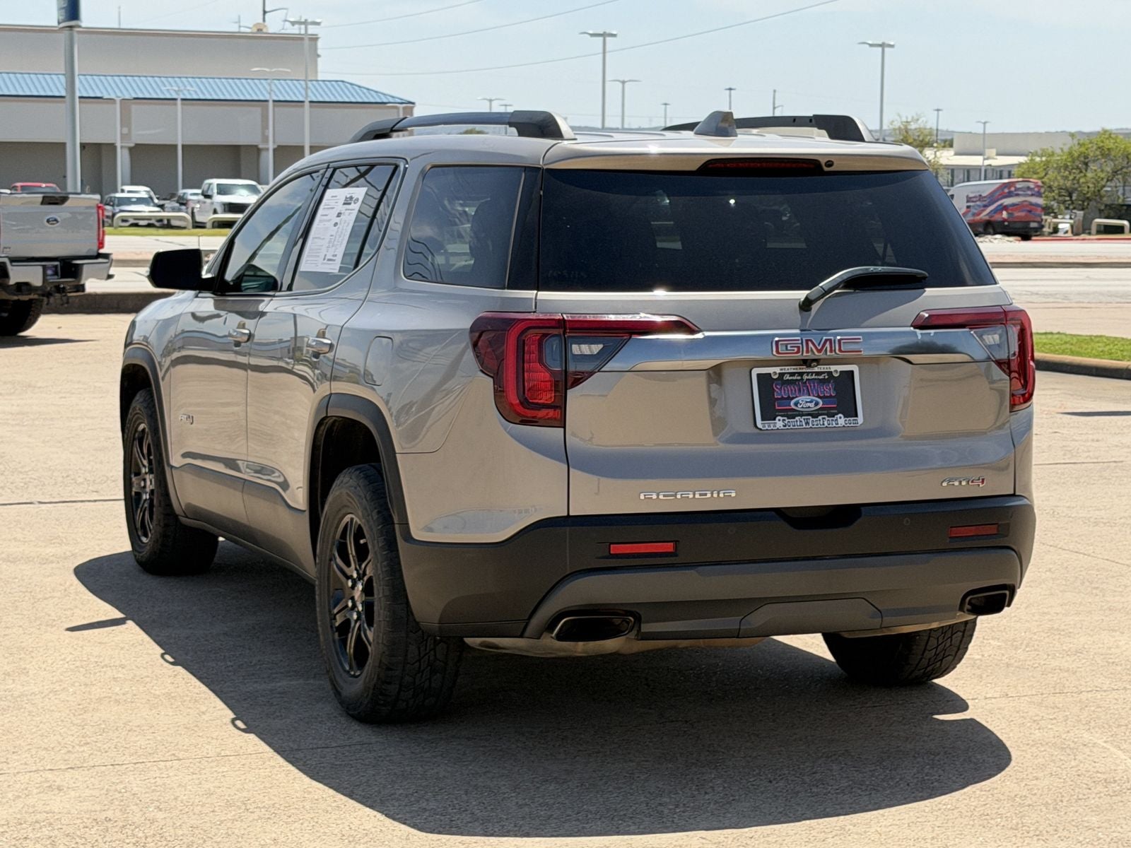 2023 GMC Acadia AT4