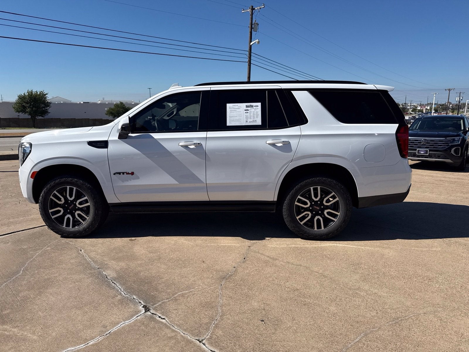 2024 GMC Yukon AT4