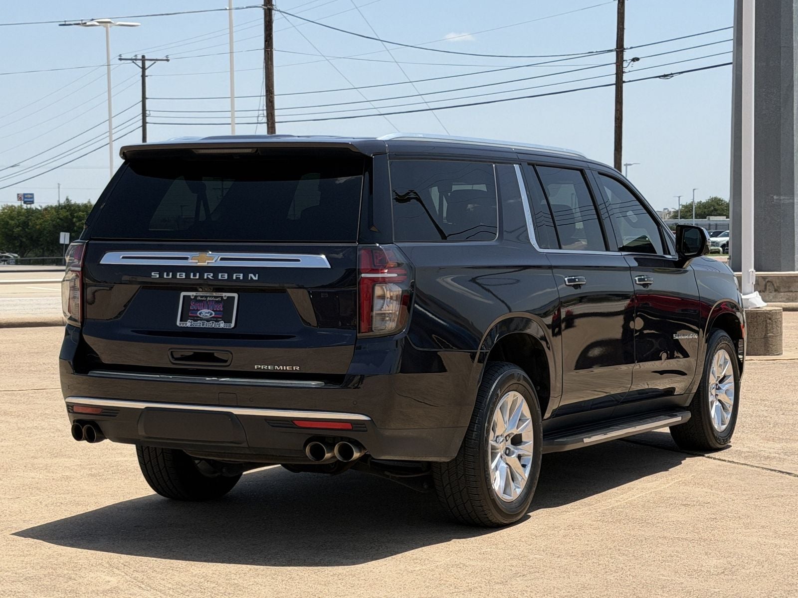 2023 Chevrolet Suburban Premier
