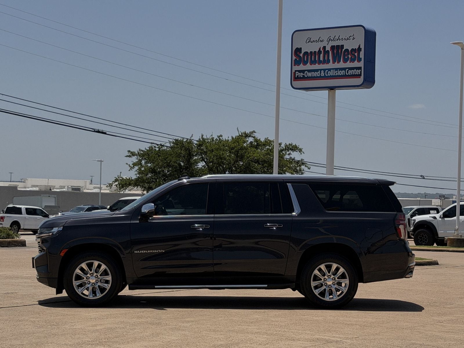 2023 Chevrolet Suburban Premier