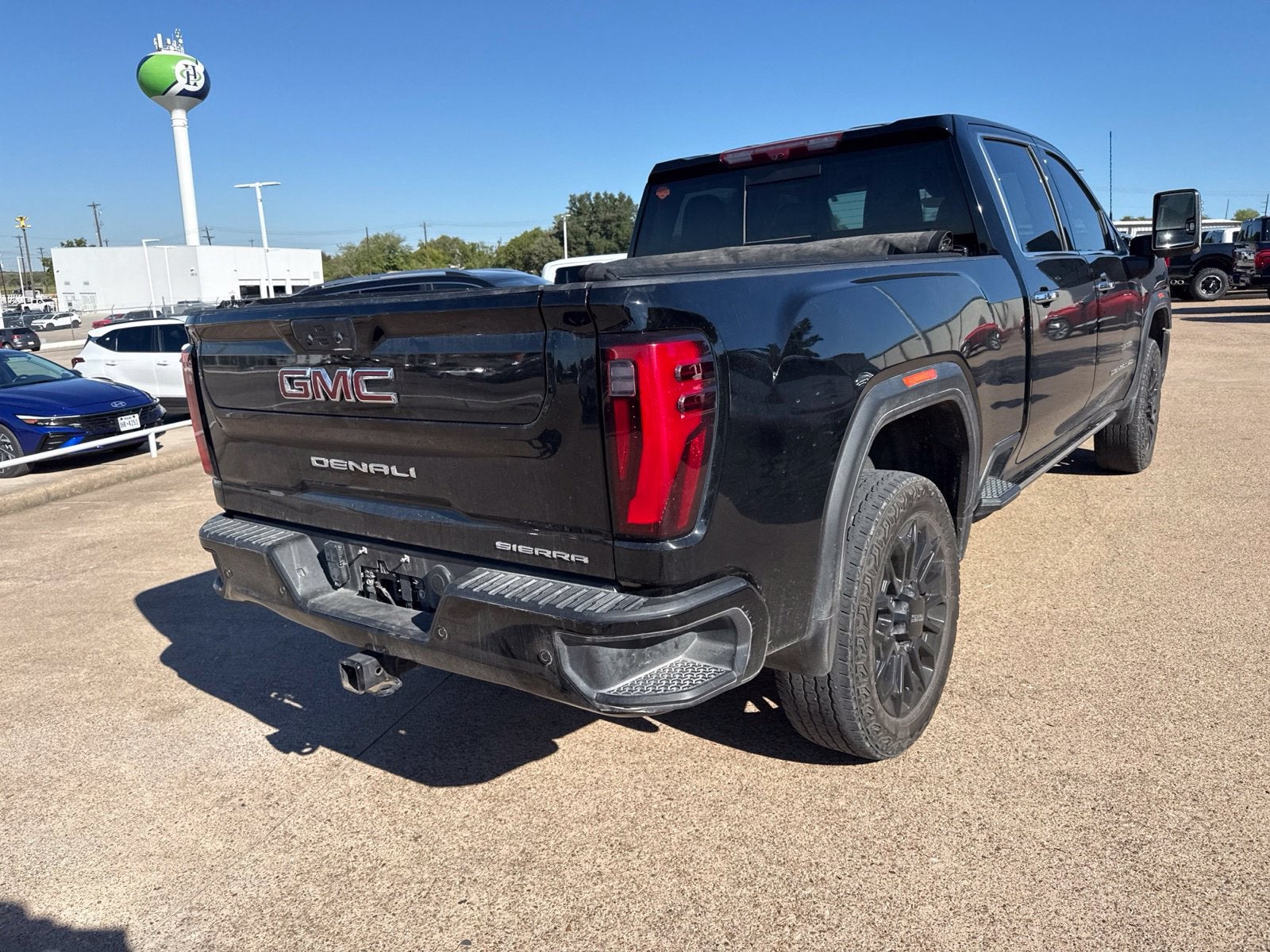2025 GMC Sierra 2500HD Denali