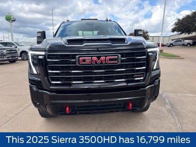 2025 GMC Sierra 3500HD AT4