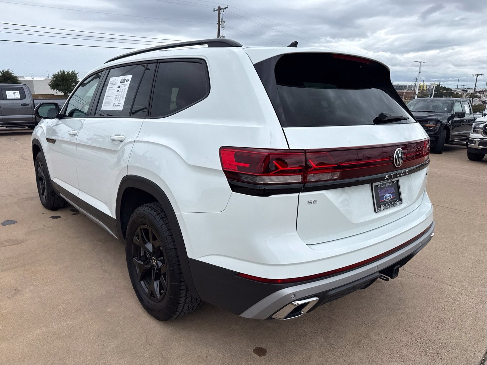 2025 Volkswagen Atlas 2.0T Peak Edition