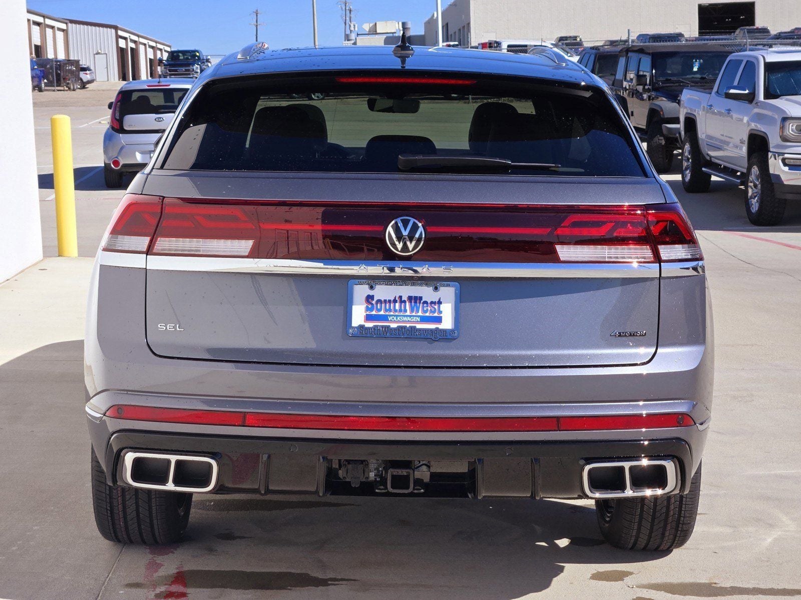 2025 Volkswagen Atlas Cross Sport 2.0T SEL Premium R-Line