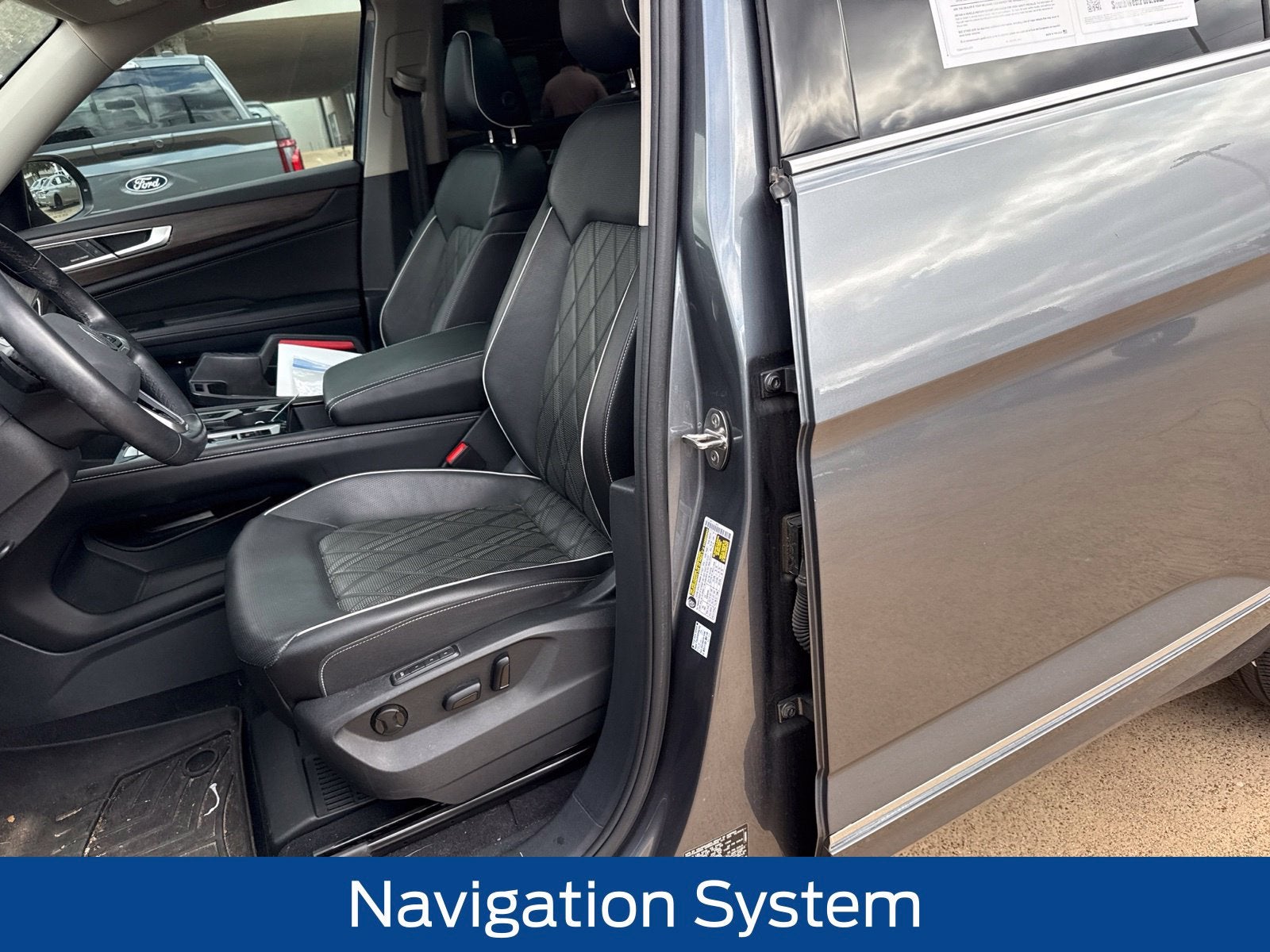 2024 Volkswagen Atlas 2.0T SEL Premium R-Line