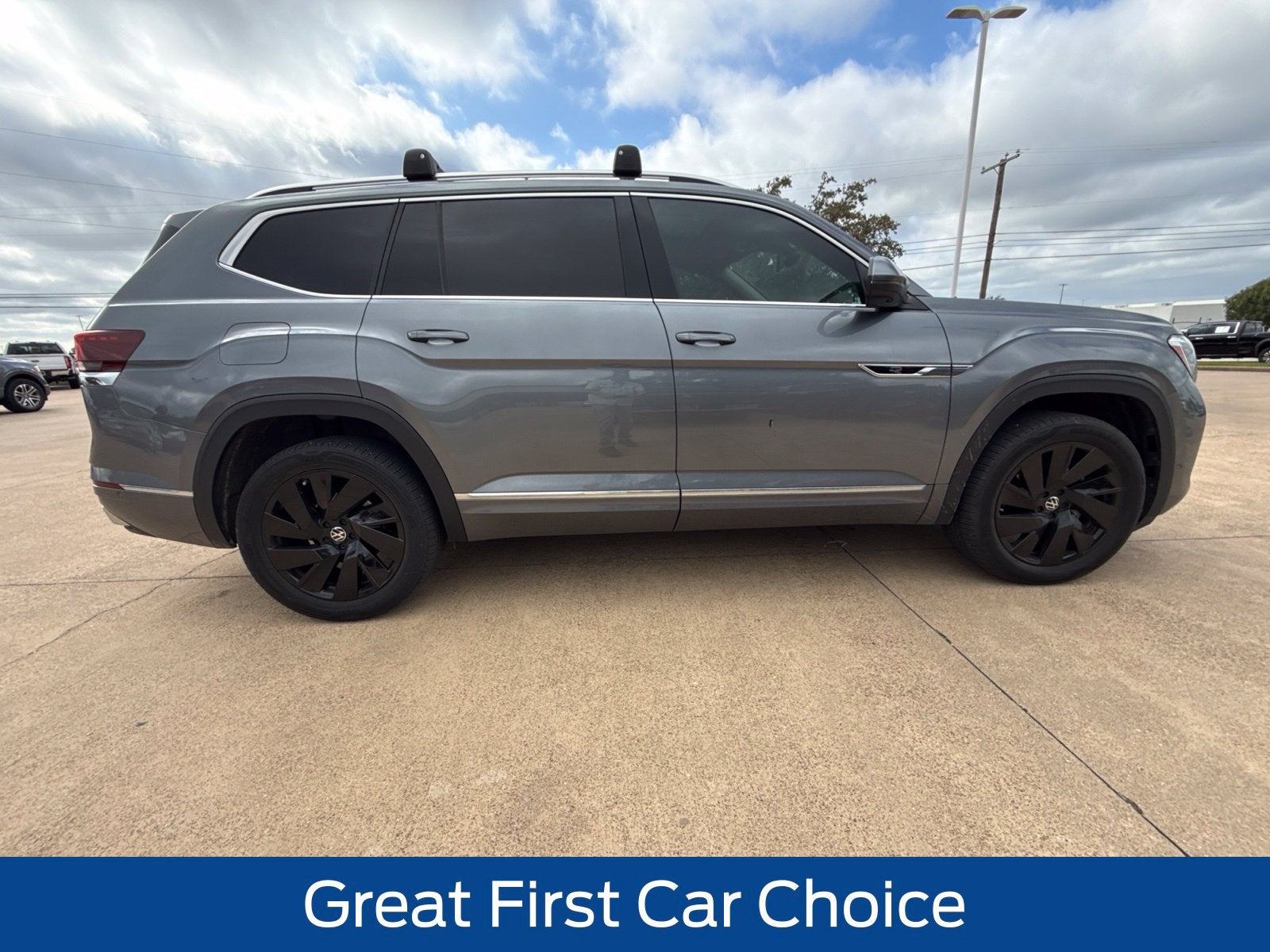 2024 Volkswagen Atlas 2.0T SEL Premium R-Line