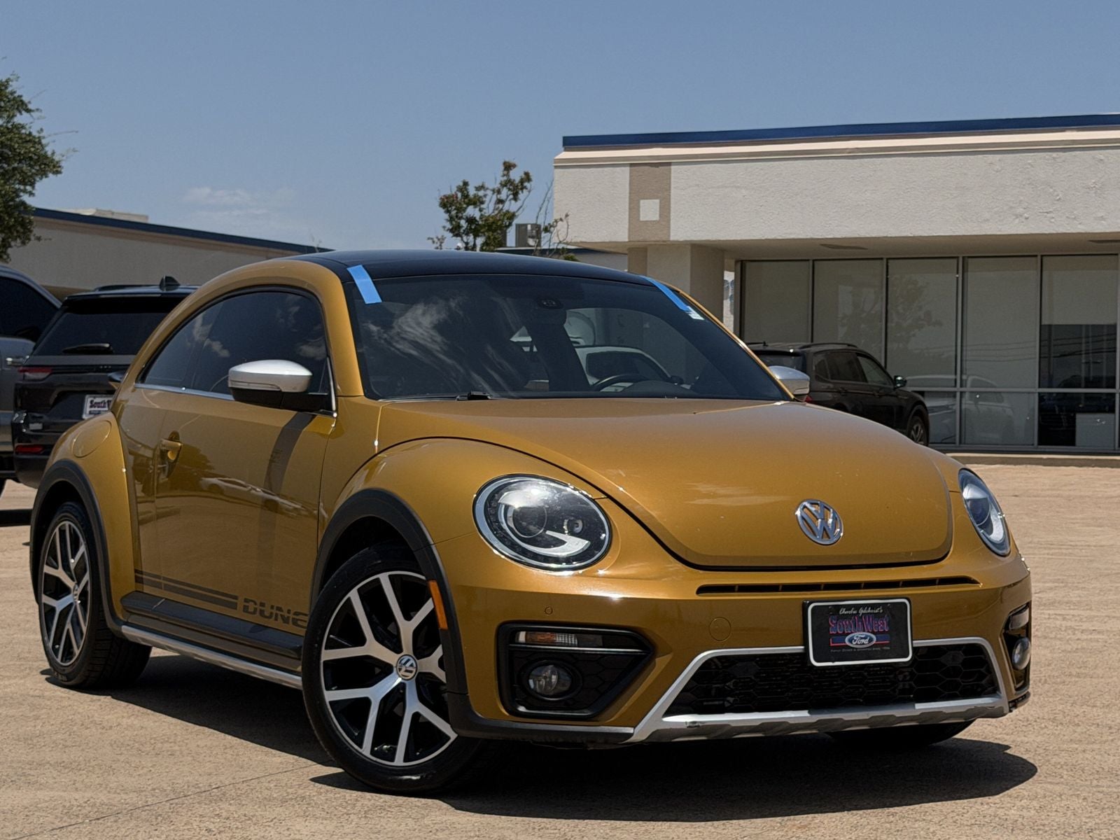 2018 Volkswagen Beetle 2.0T Dune
