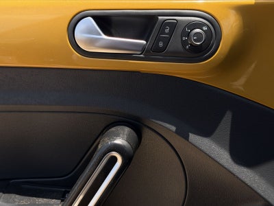 2018 Volkswagen Beetle 2.0T Dune