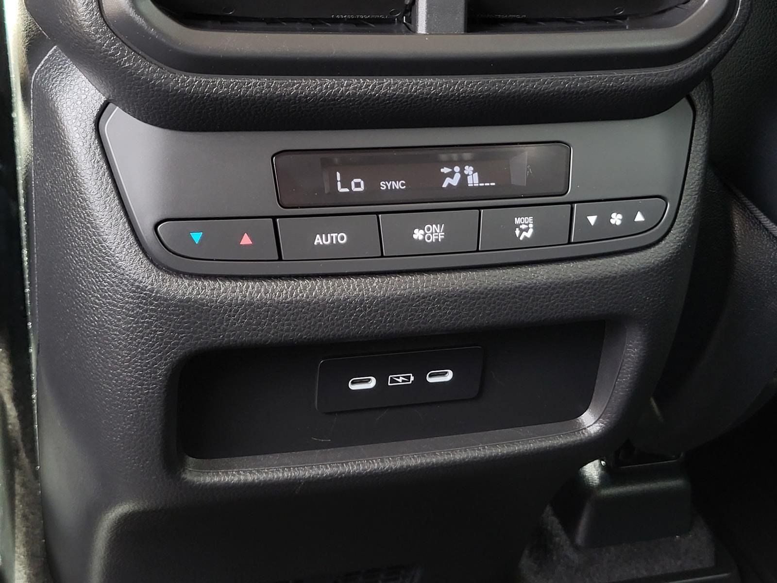 2024 Honda Pilot EX-L 8 Passenger