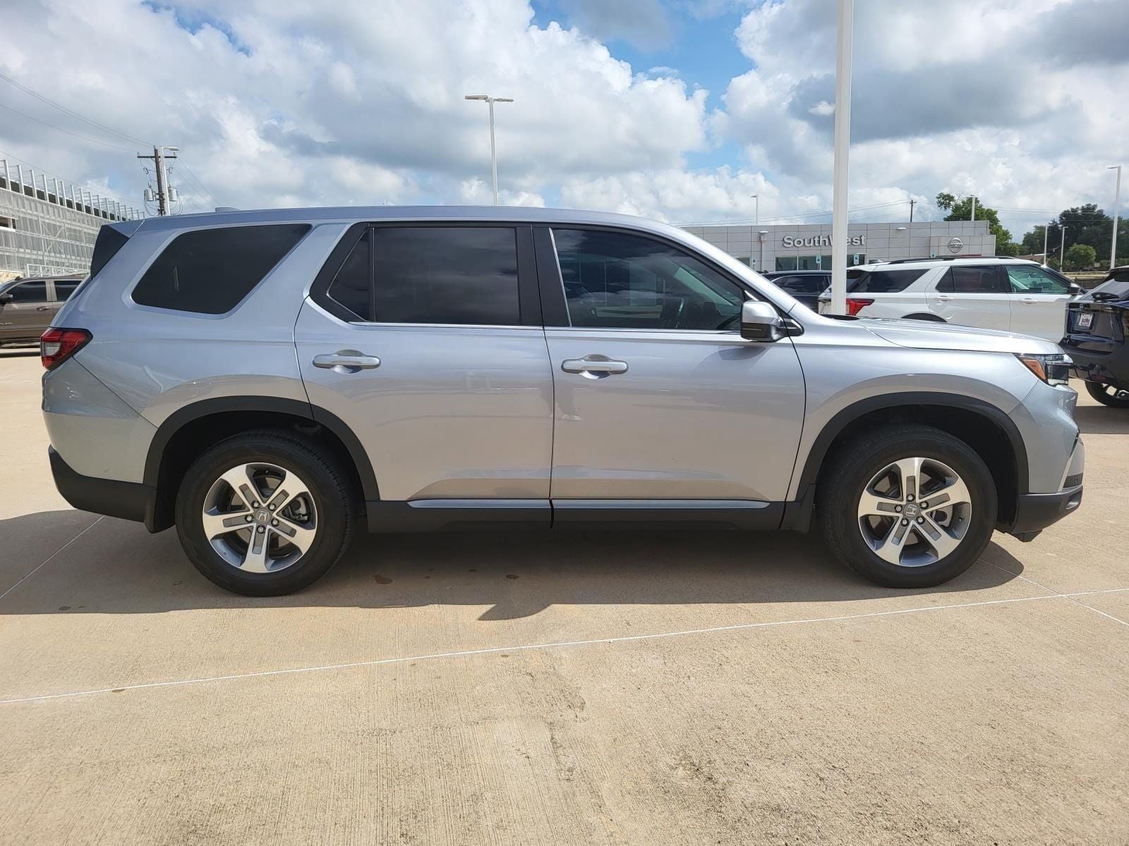 2024 Honda Pilot EX-L 8 Passenger
