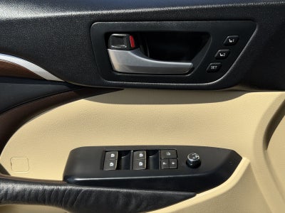 2015 Toyota Highlander Limited Platinum V6