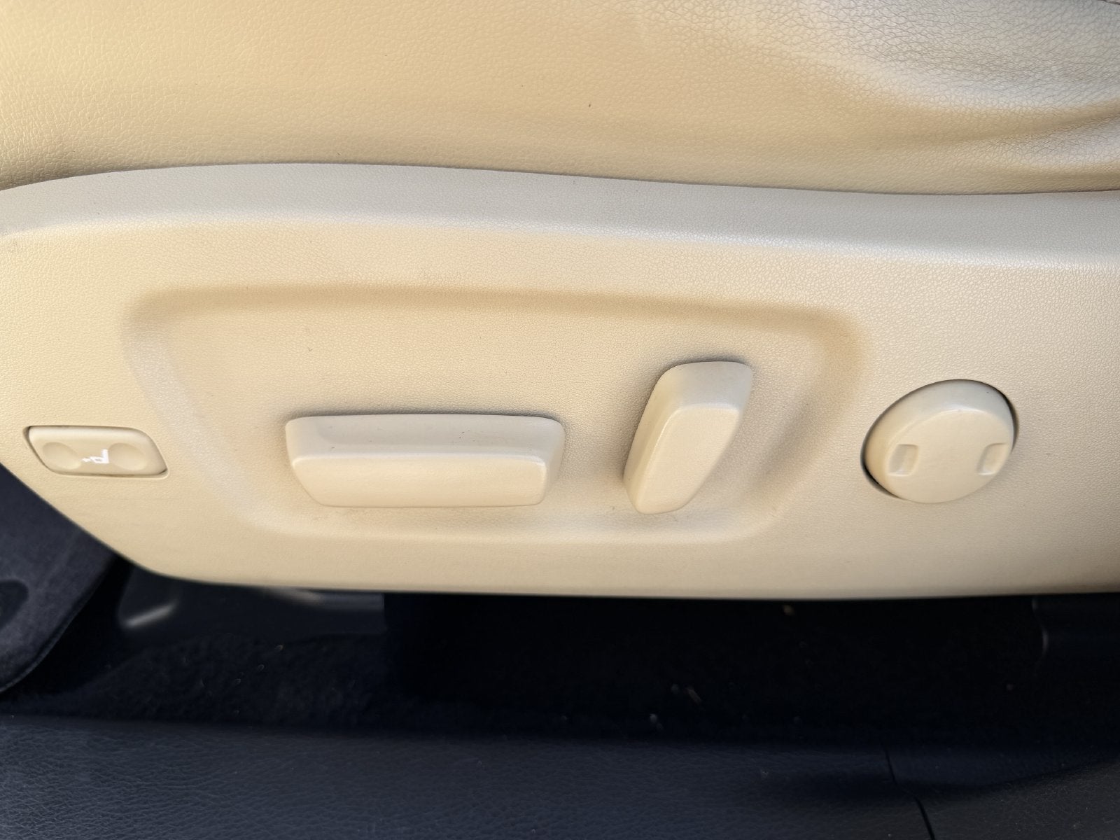 2015 Toyota Highlander Limited Platinum V6