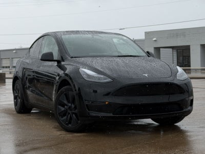 2025 Tesla Model Y Long Range