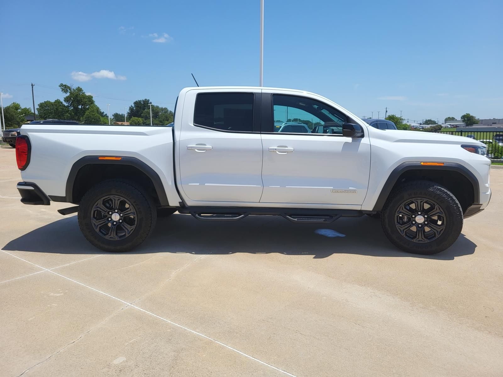 2024 GMC Canyon Elevation