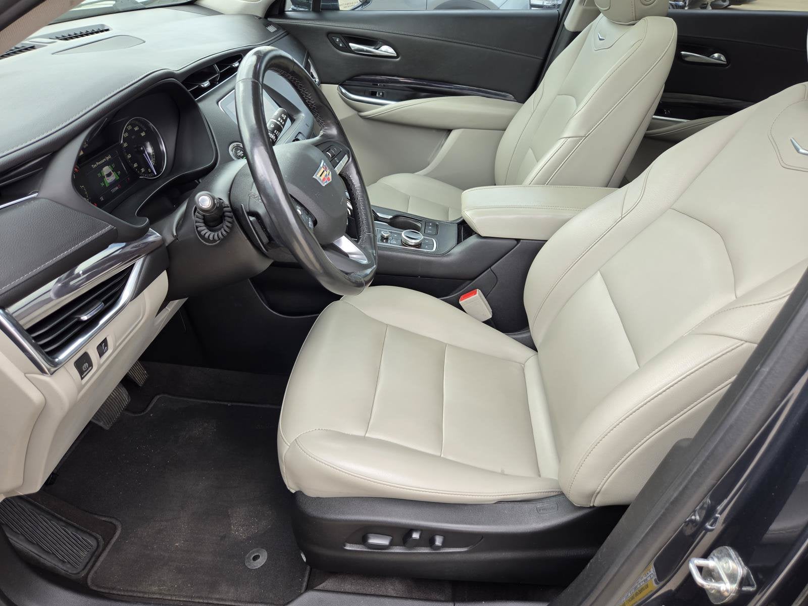 2021 Cadillac XT4 Luxury