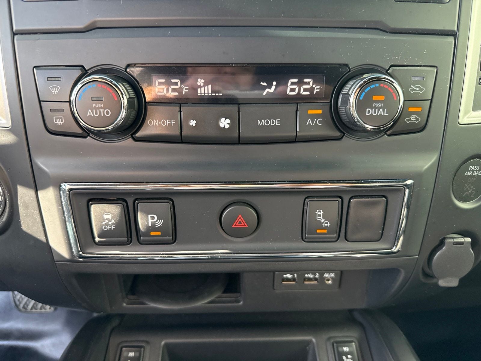 2019 Nissan Titan SV