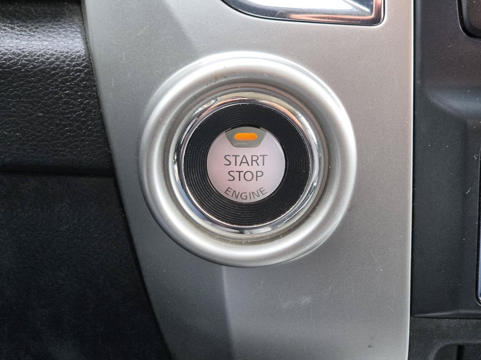 2020 Nissan Titan SV