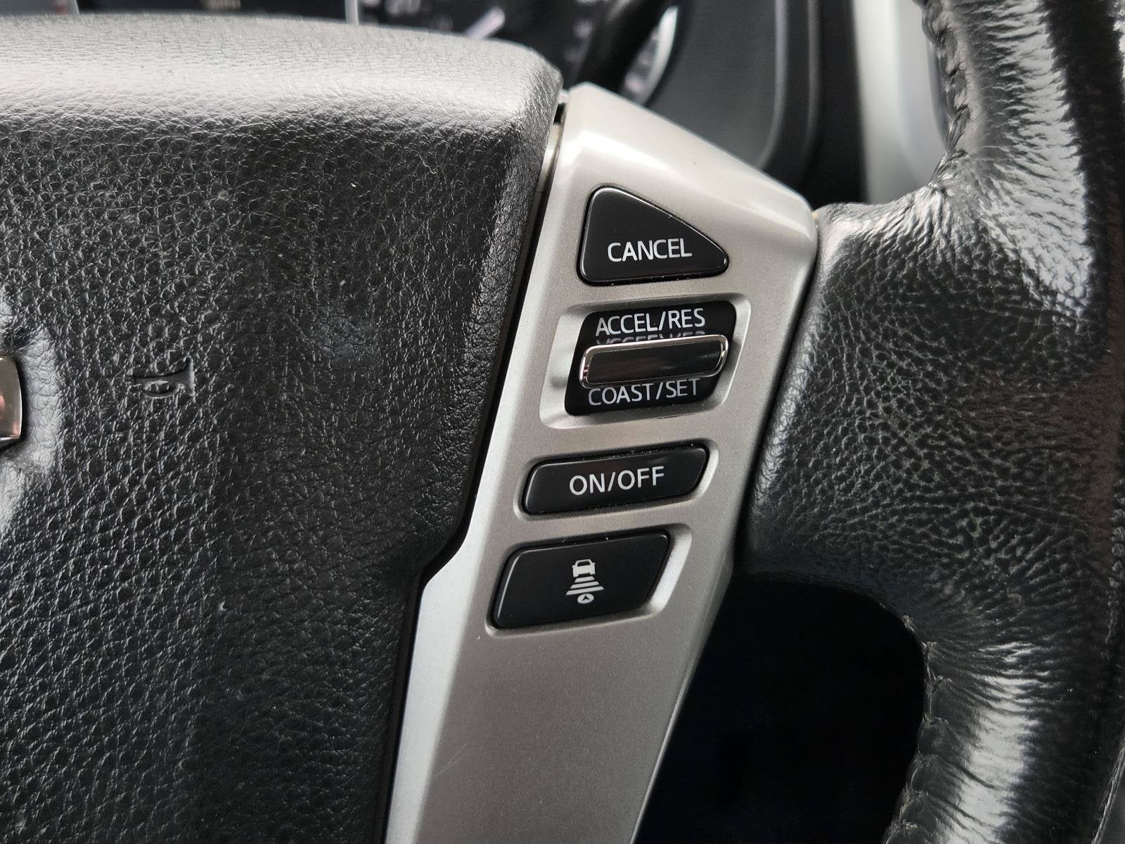 2020 Nissan Titan SV