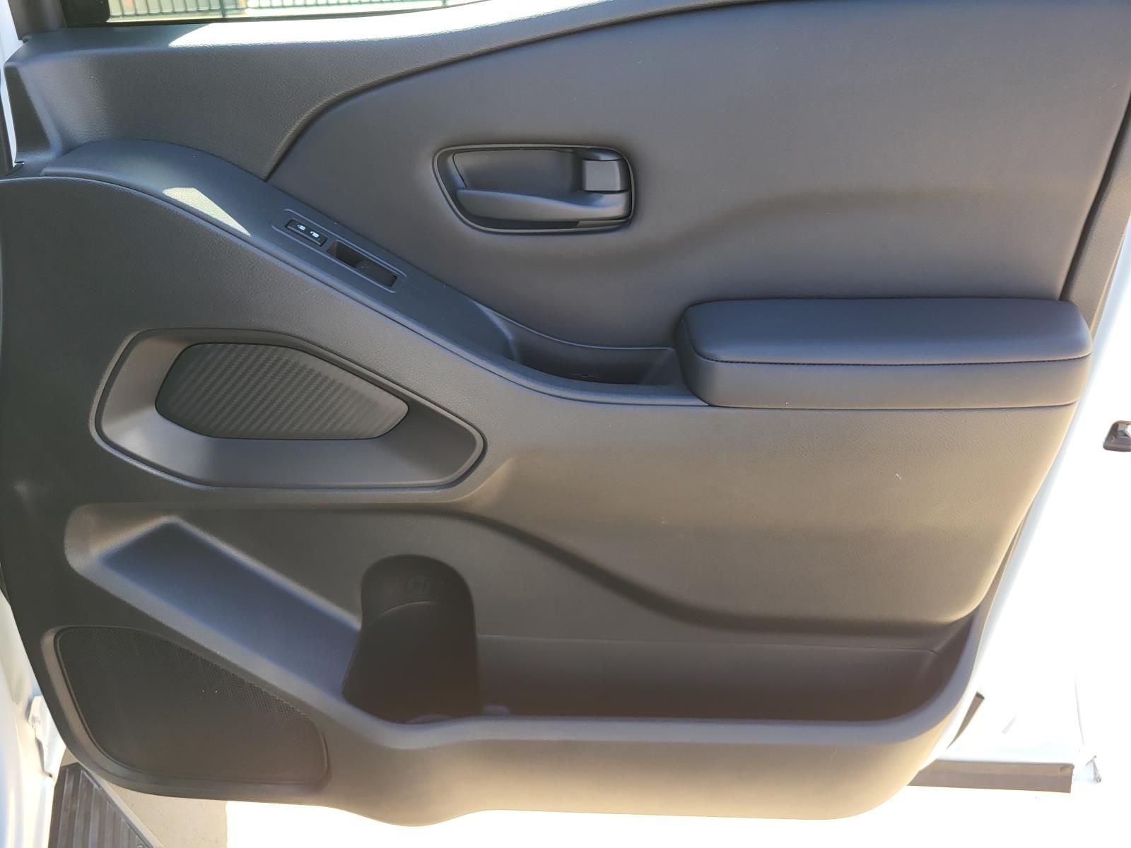 2023 Nissan Frontier S