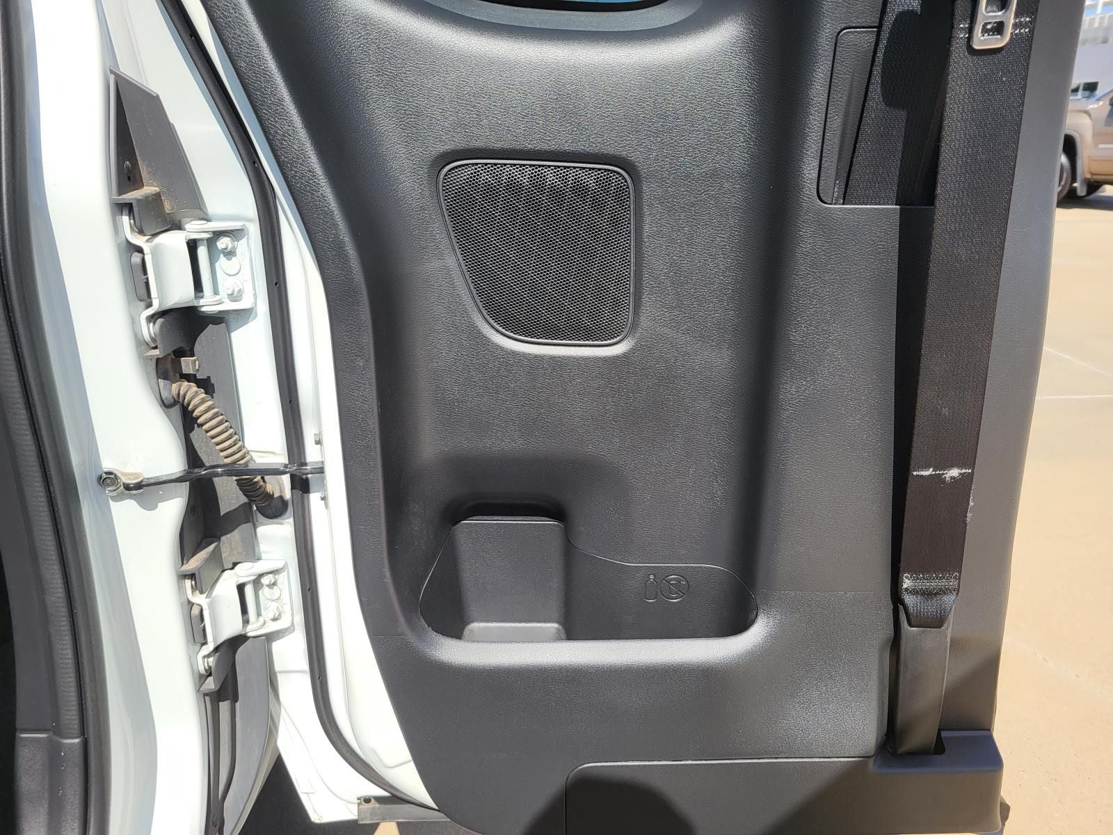 2023 Nissan Frontier S