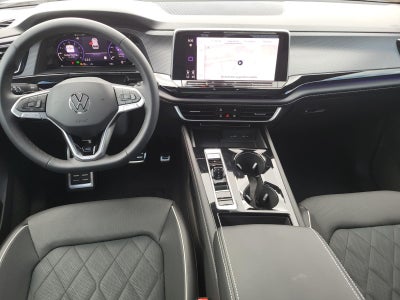2024 Volkswagen Atlas Cross Sport 2.0T SEL Premium R-Line