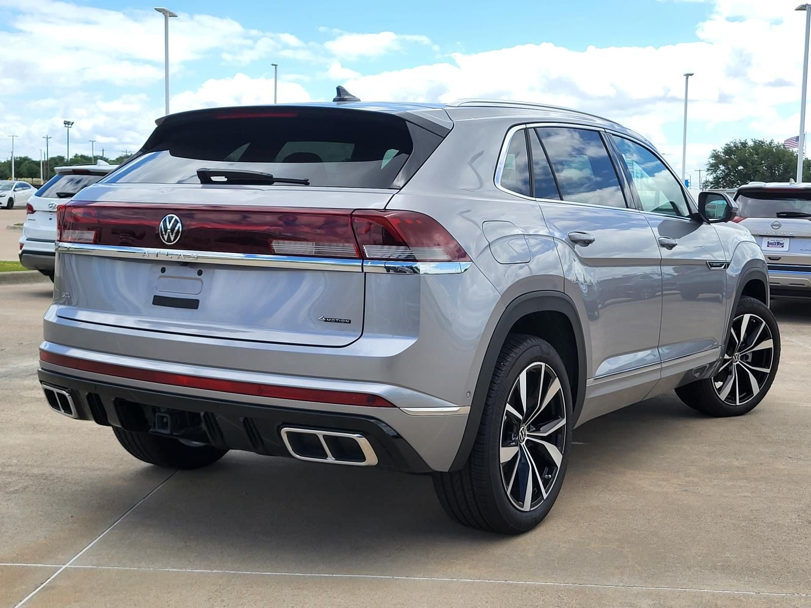2024 Volkswagen Atlas Cross Sport 2.0T SEL Premium R-Line