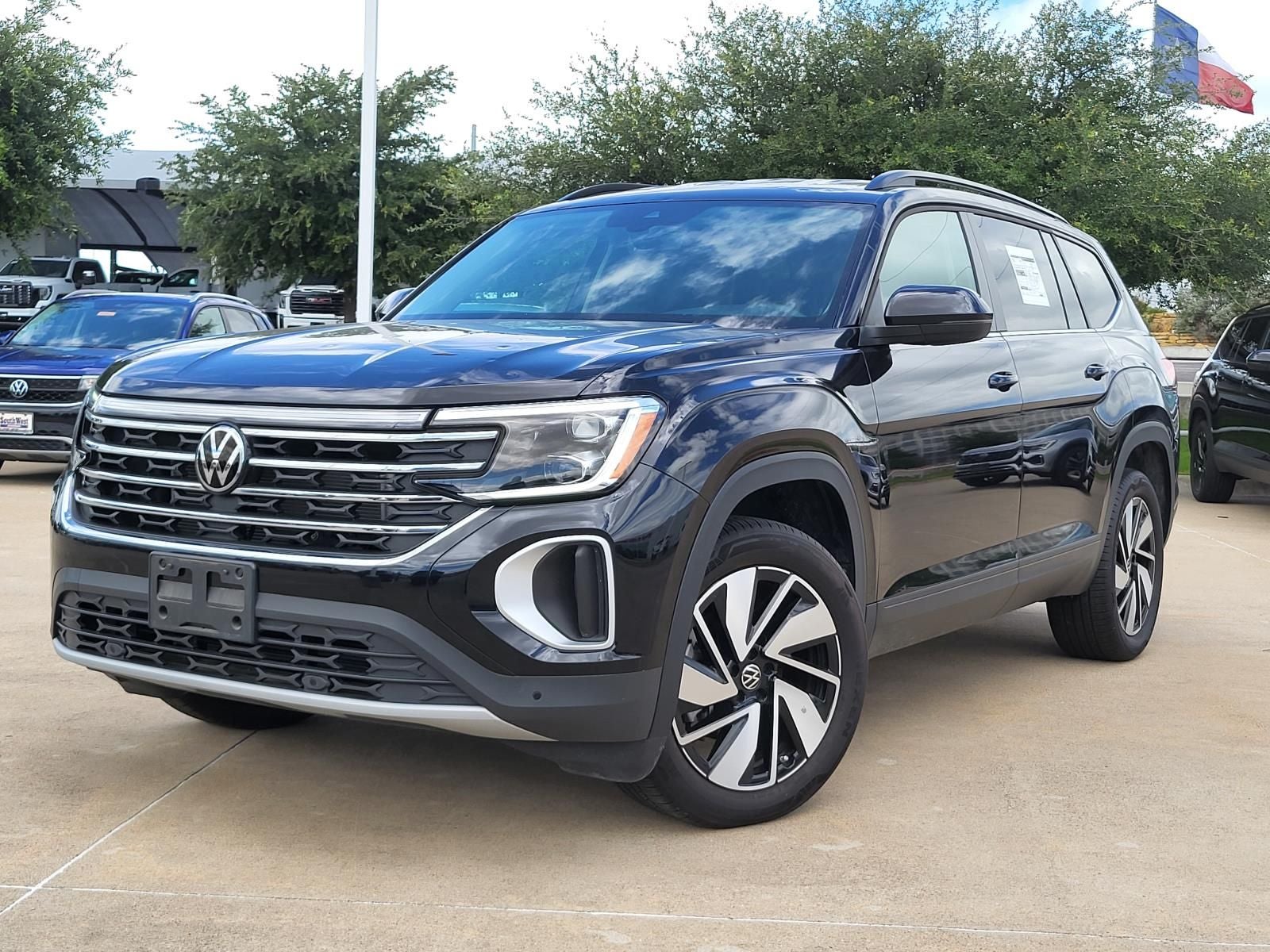 2024 Volkswagen Atlas 2.0T SE w/Technology