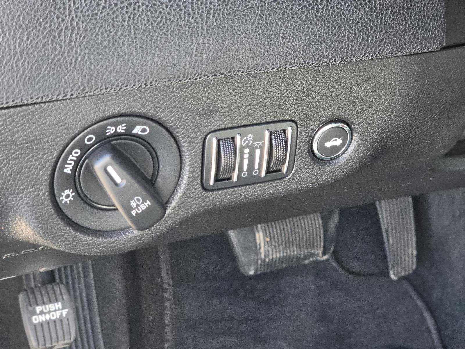 2013 Chrysler 300 Base