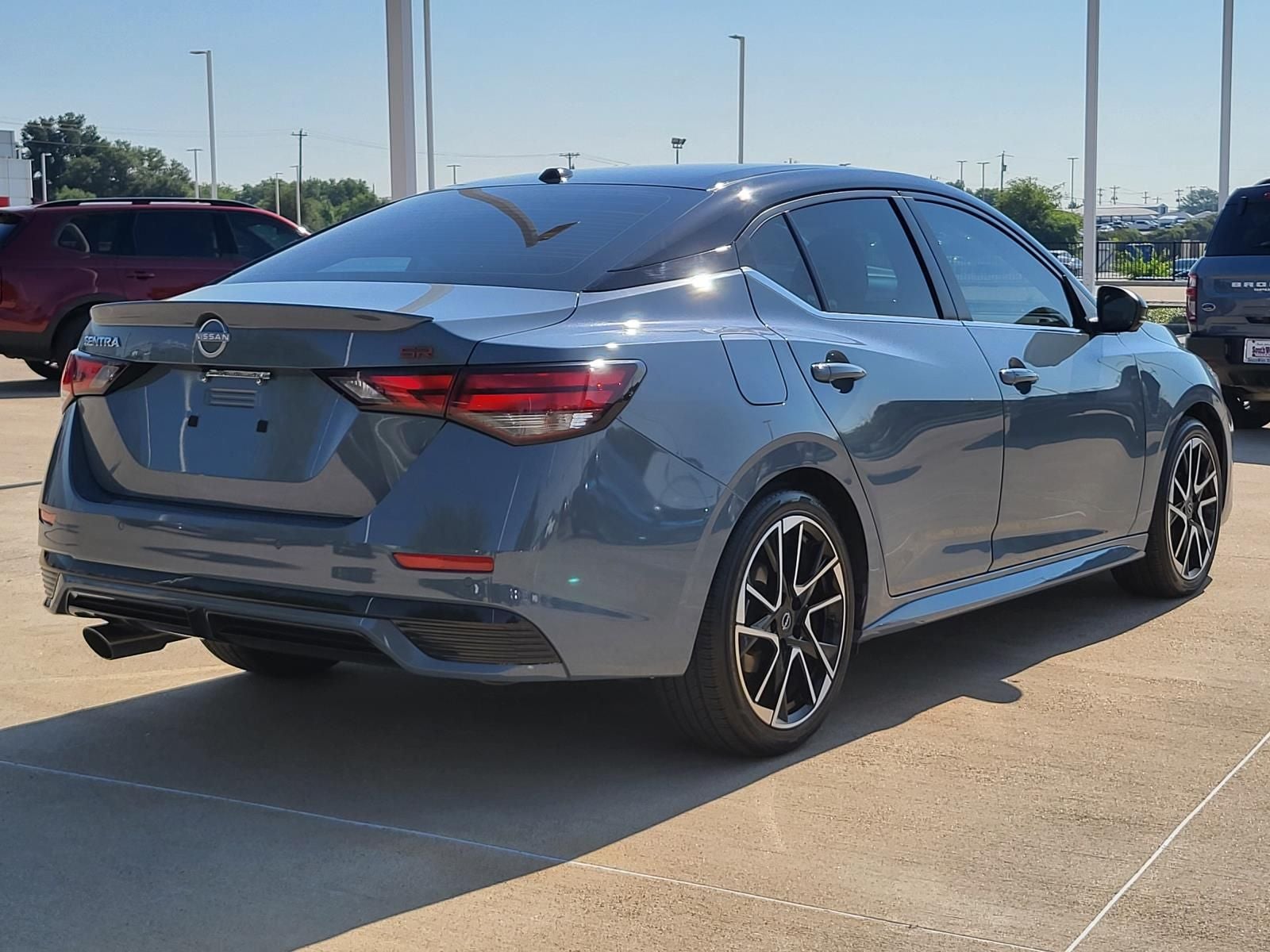 2025 Nissan Sentra SR