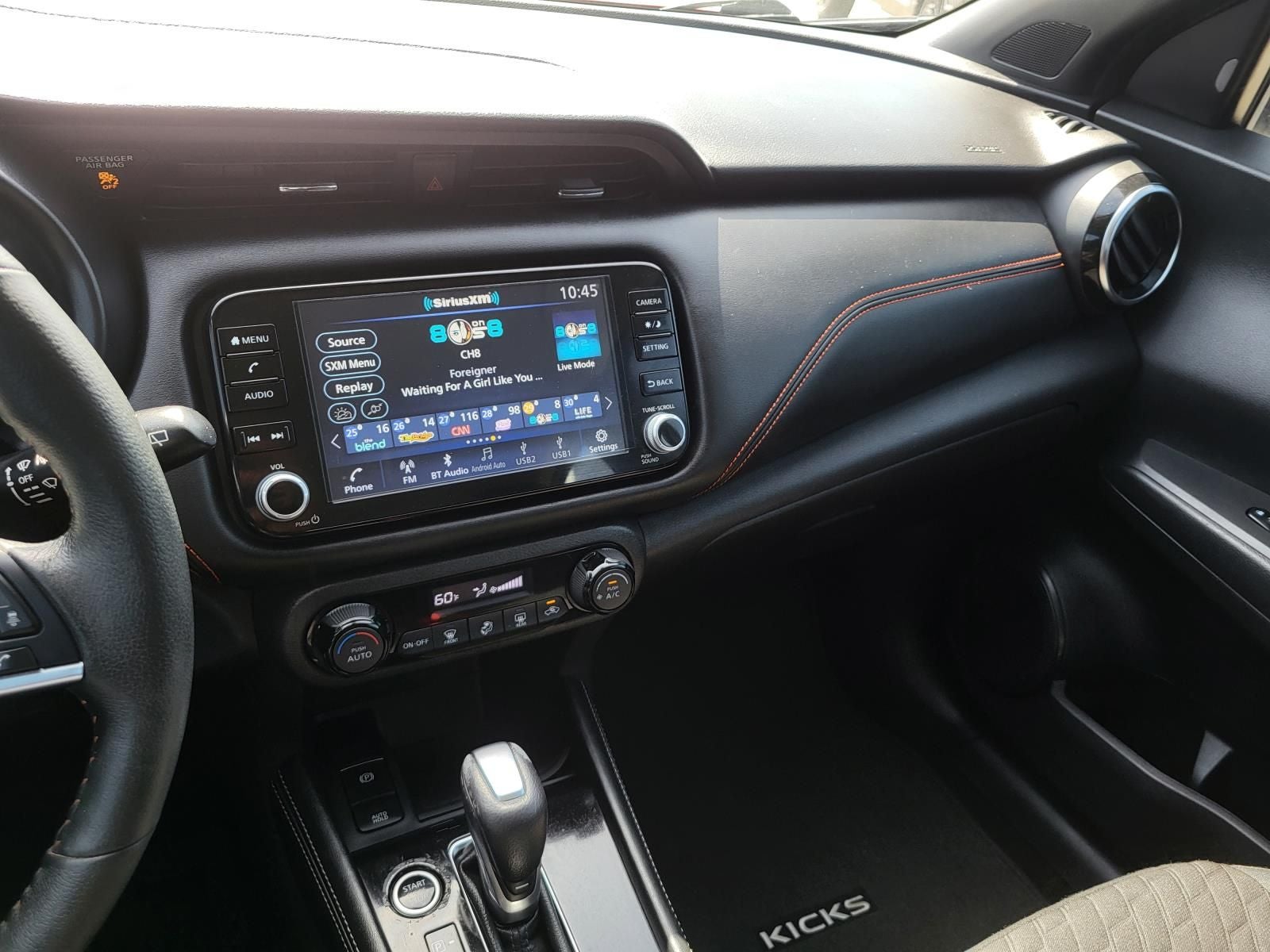 2021 Nissan Kicks SR