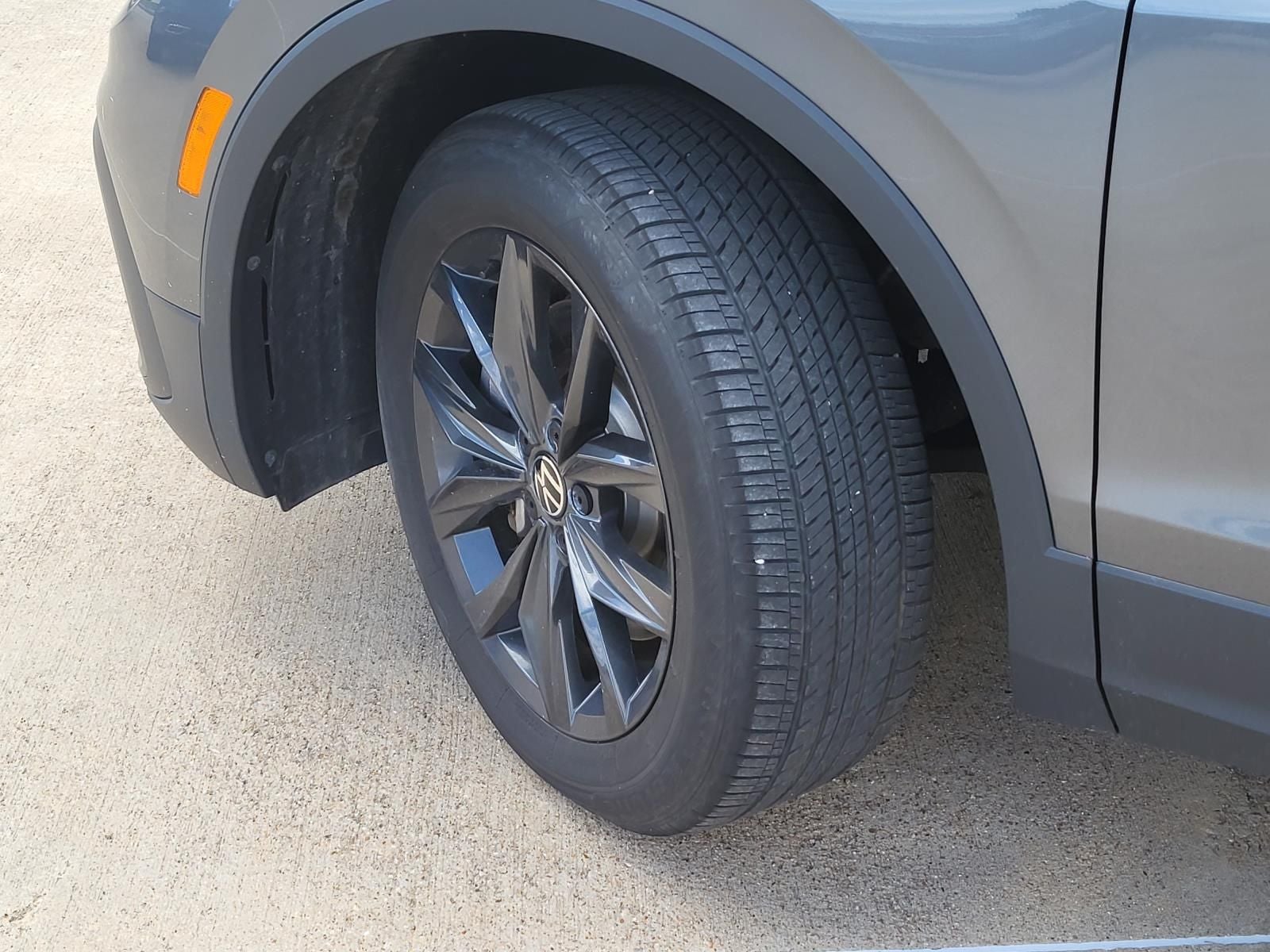 2024 Volkswagen Tiguan 2.0T SE