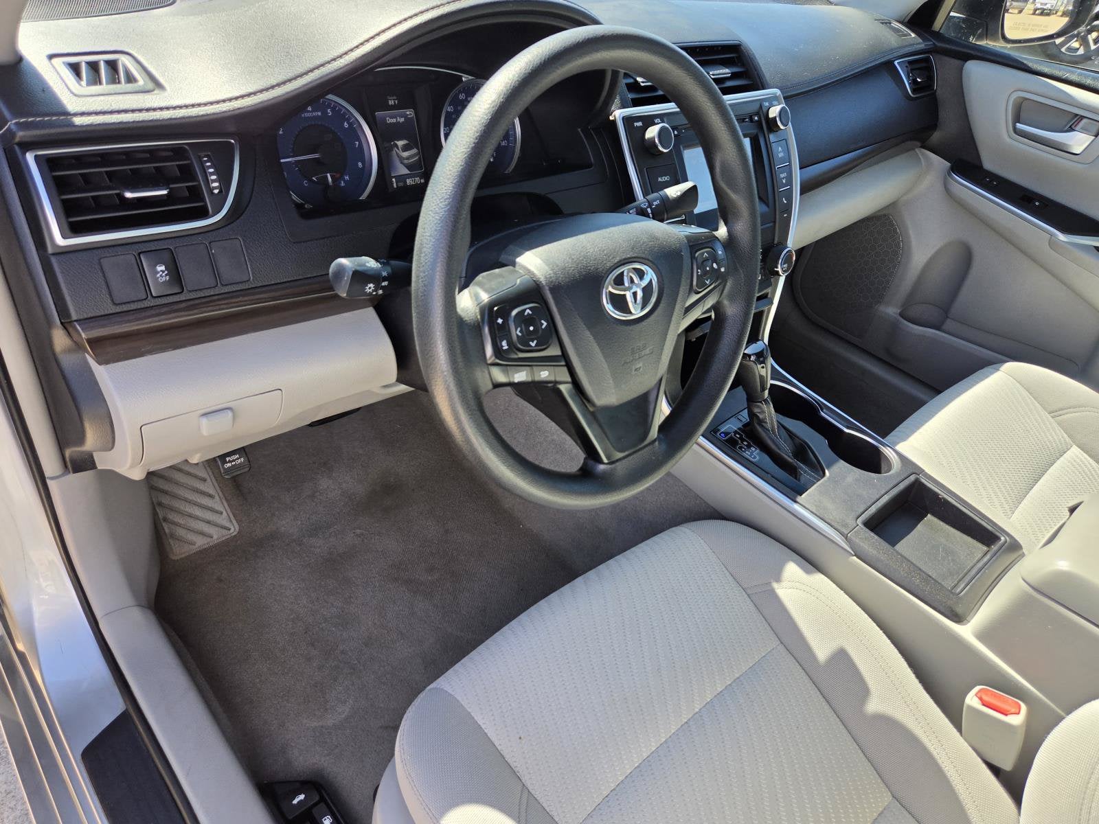2017 Toyota Camry LE