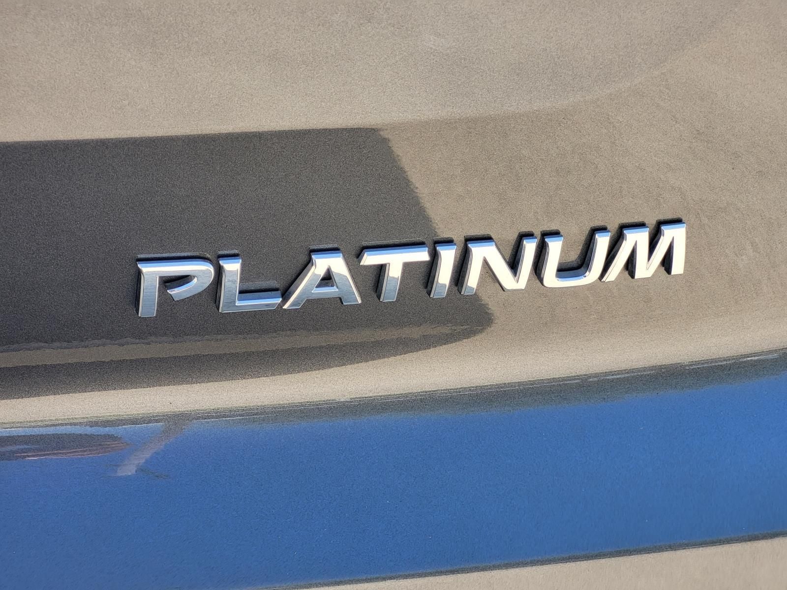 2025 Nissan Pathfinder Platinum