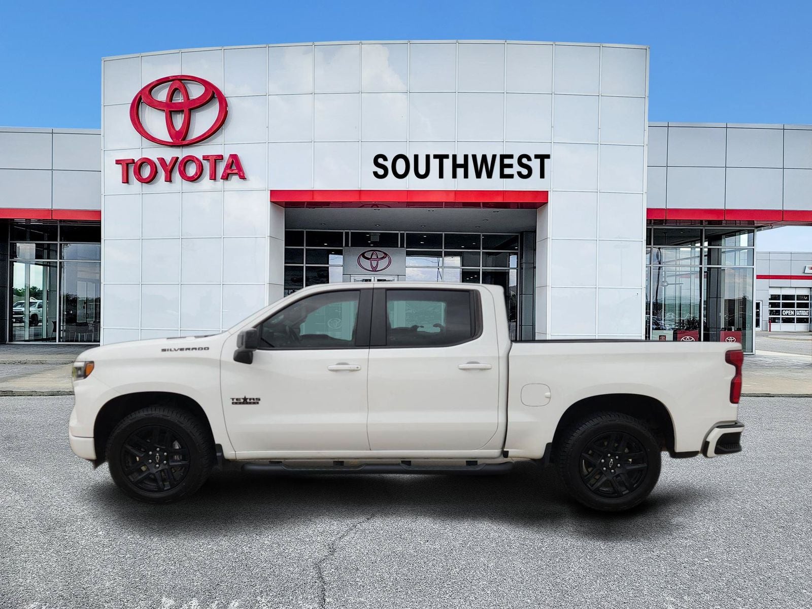 2023 Chevrolet Silverado 1500 RST
