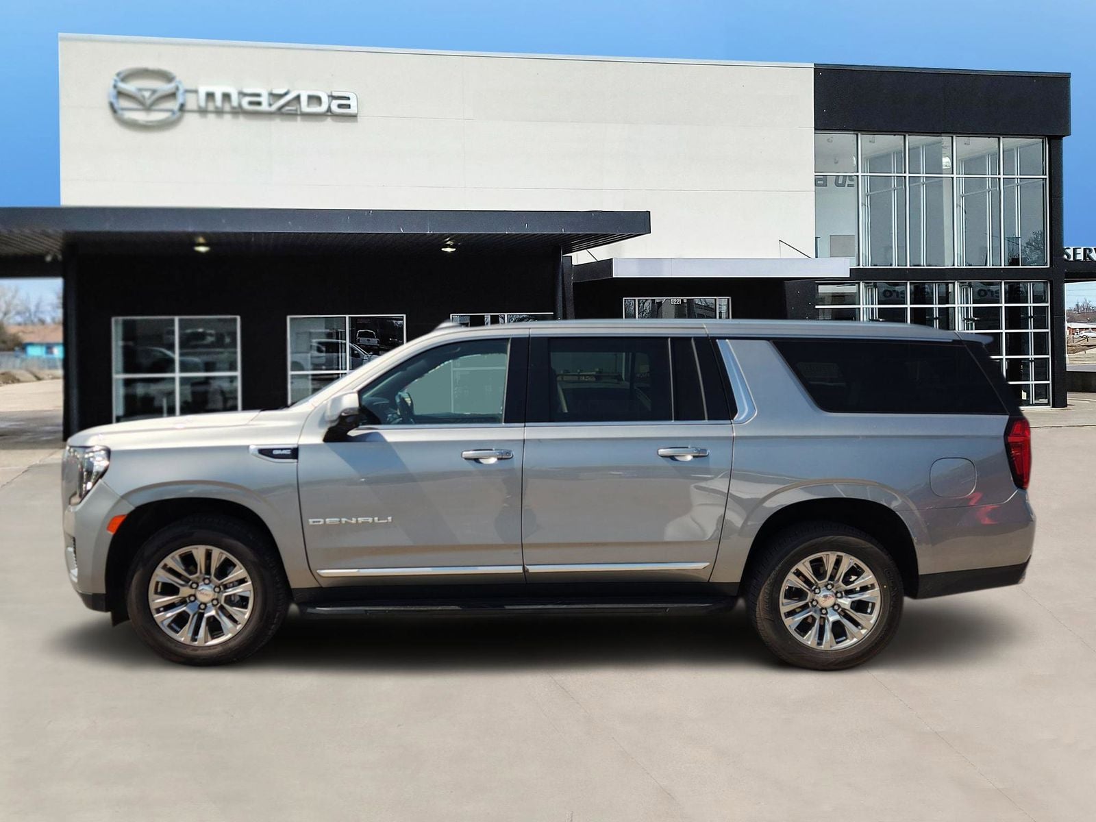 2023 GMC Yukon XL Denali