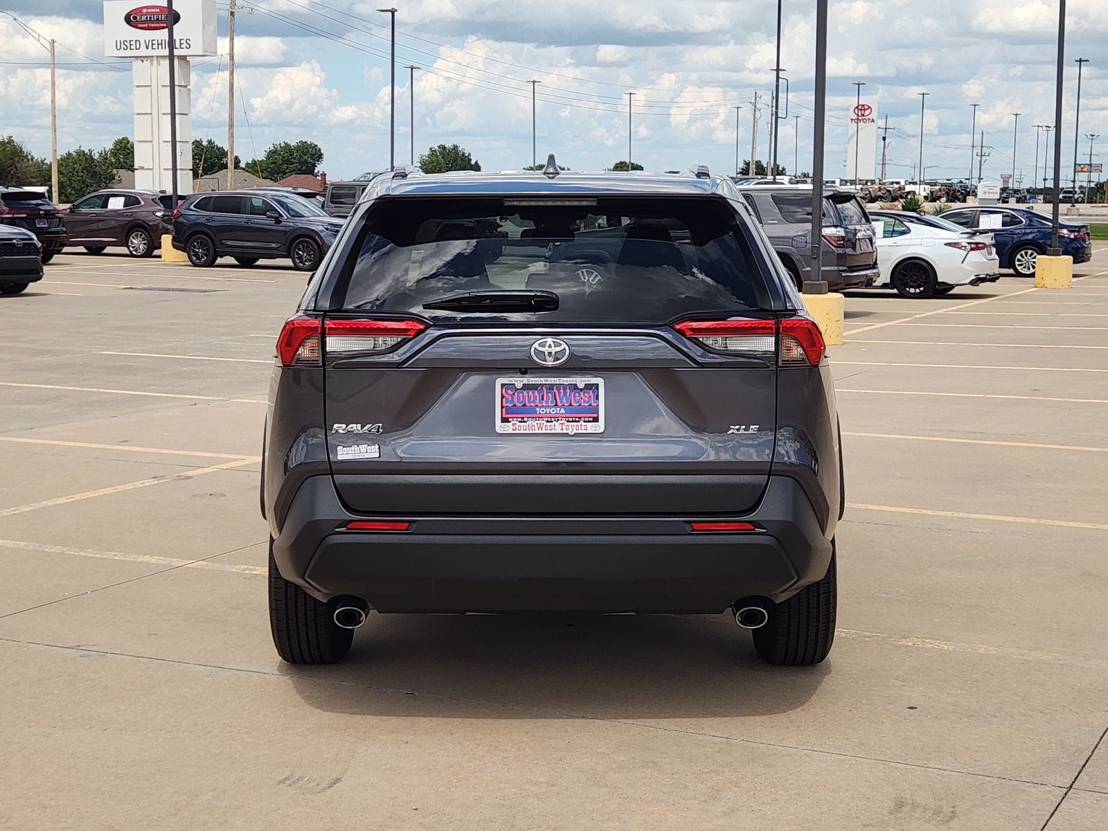 2024 Toyota RAV4 XLE