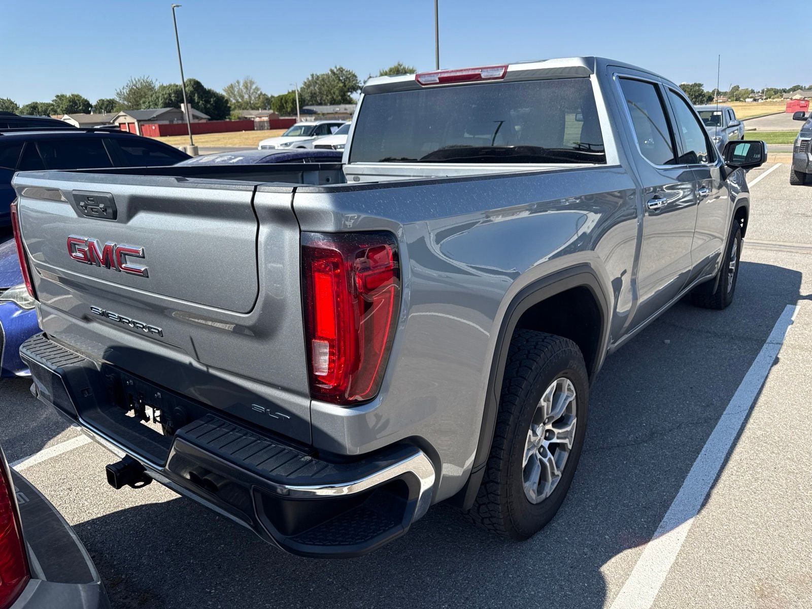 2025 GMC Sierra 1500 SLT